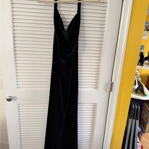 Jones New York Elegant Black Backless Gown